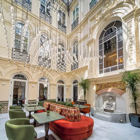 Palacio Gran Via Royal Hideaway 格拉纳达